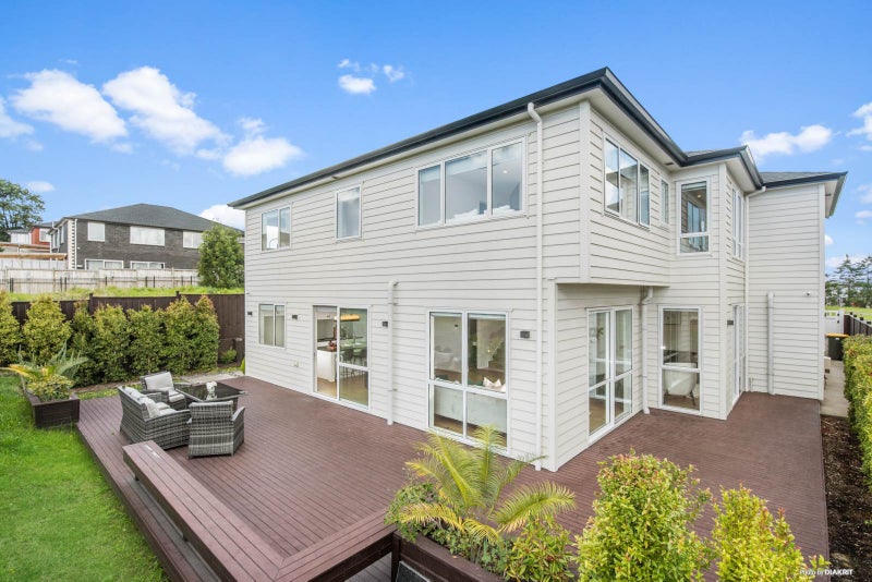 17 Masons Road, Oteha, Auckland - Carousel 2