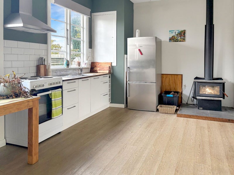 8 Allison Street, Allenton, Ashburton - Carousel 2