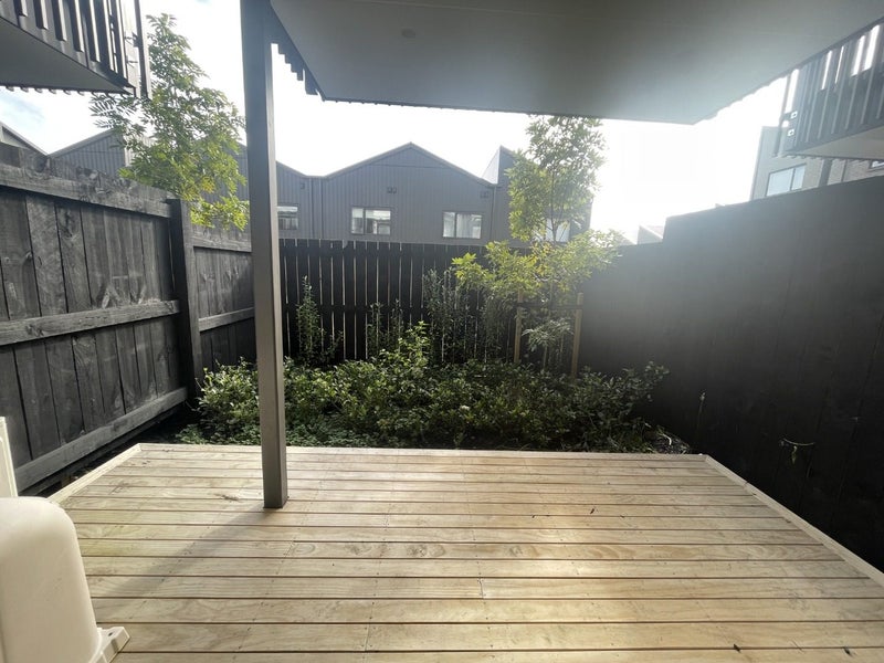 5/30B Westgate Drive, Westgate, Auckland - Carousel 27