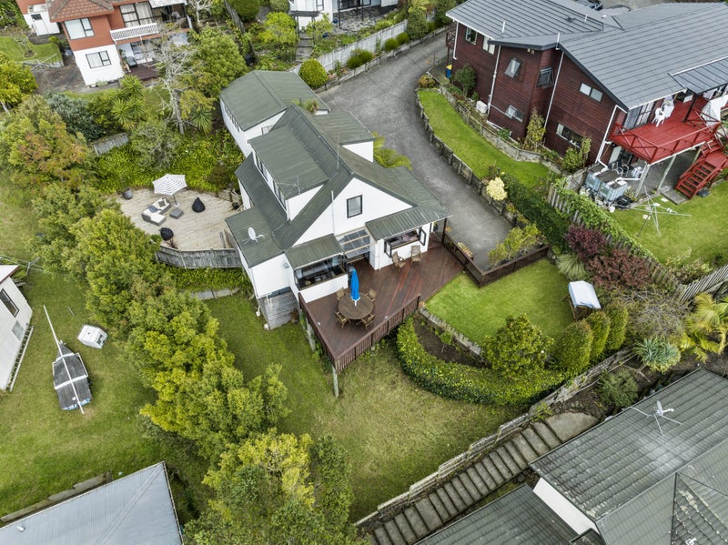 2/597 East Coast Road, Browns Bay, Auckland - Carousel 2