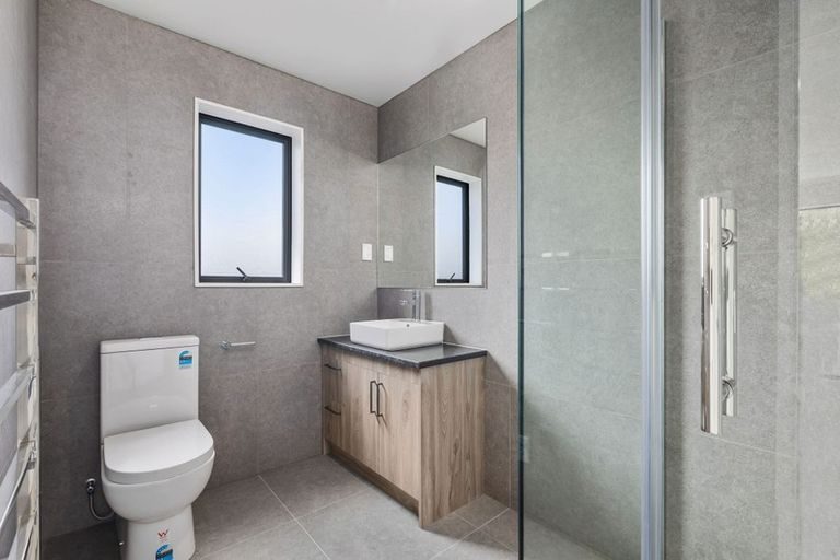 10C Neilon Place, Northcross, Auckland - Carousel 18