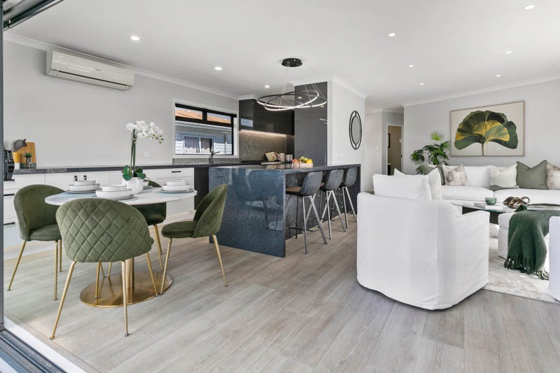 2A Redwood Drive, Massey, Auckland - Carousel 2