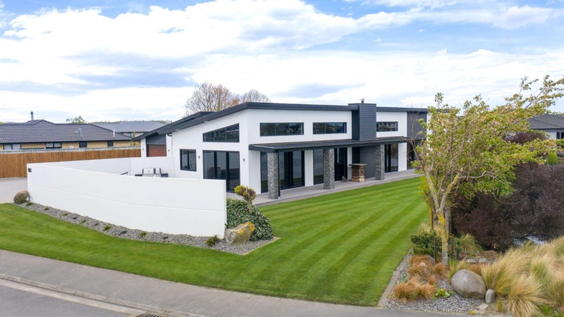 3 Torbay Avenue, Huntingdon, Ashburton - Carousel 1