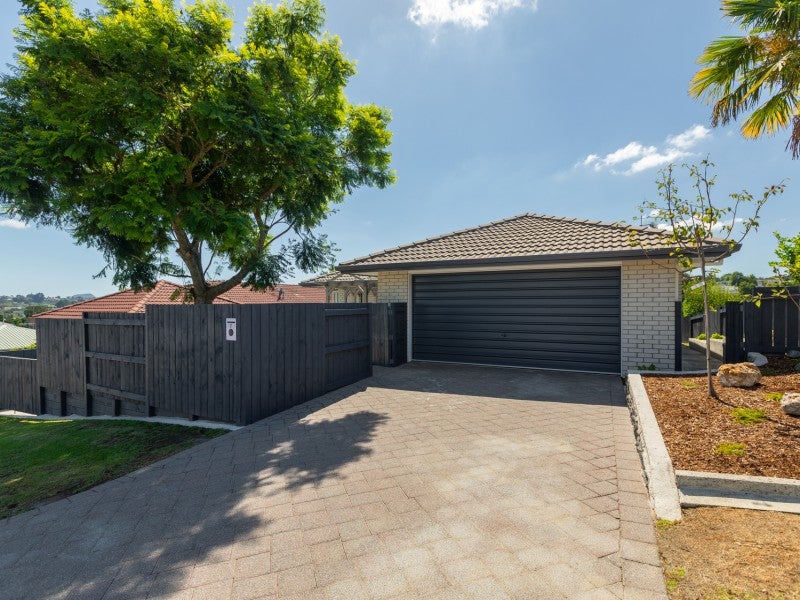 7 Tamworth Place, Gate Pa, Tauranga - Carousel 2
