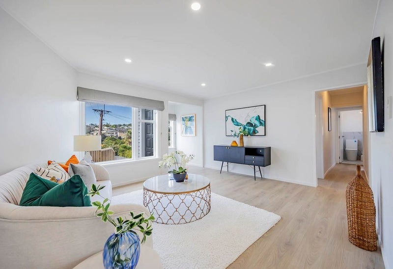 23 Korotaha Terrace, Rothesay Bay, Auckland - Carousel 2