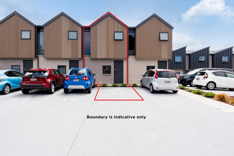 16 Dallas Lane, Caversham, Dunedin - Carousel 2