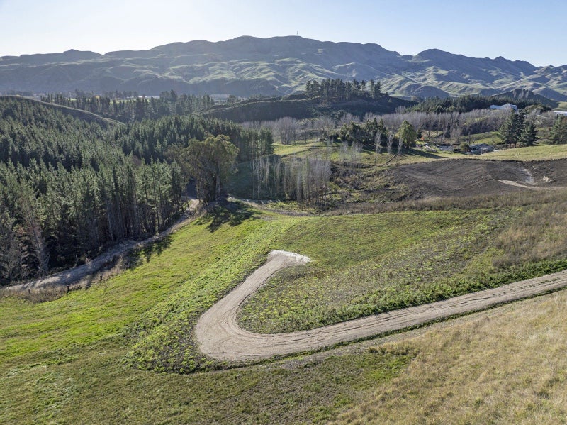 1000 Kahuranaki Road, KAHURANAKI - Carousel 1