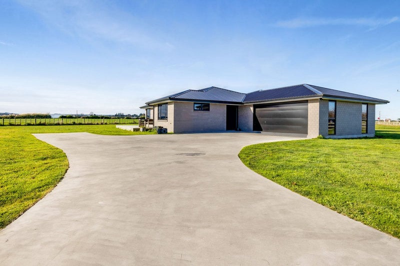 261 Ohangai Road, Hawera - Carousel 1