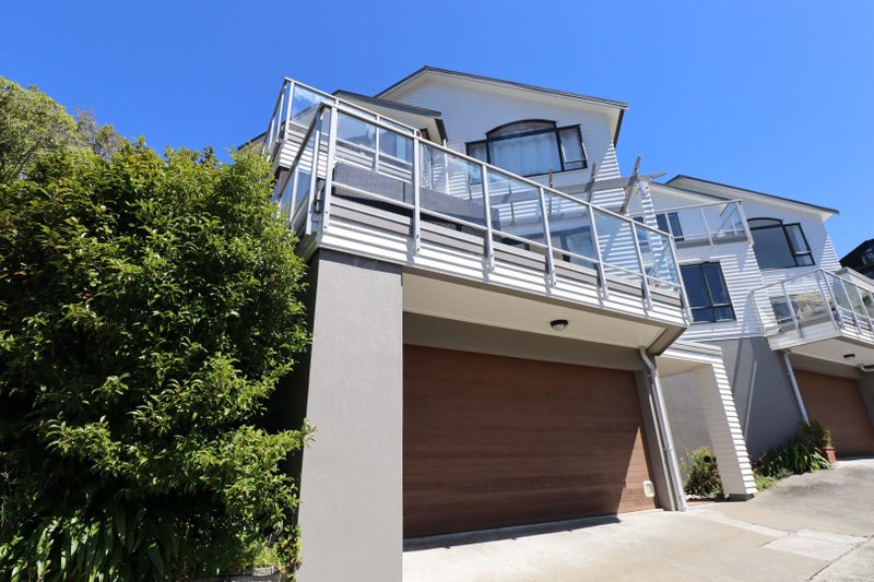 15A Waru Street, Khandallah, Wellington - Carousel 2