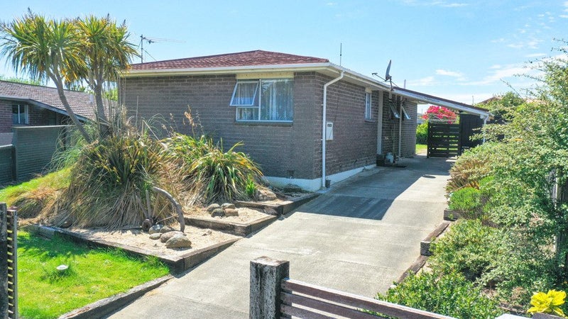 121 Dunbeath Crescent, Kew, Invercargill - Carousel 1