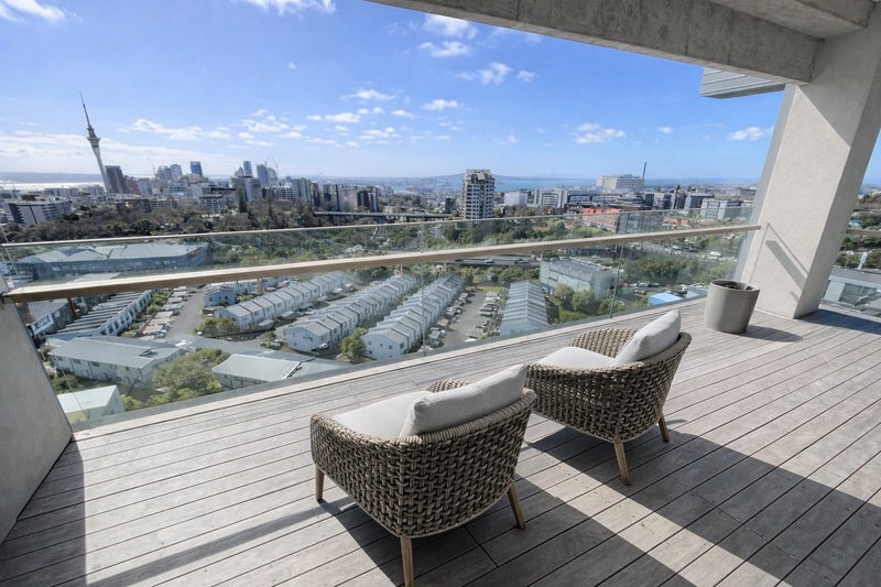 1004/5 Hohipere Street, Grafton, Auckland - Carousel 1