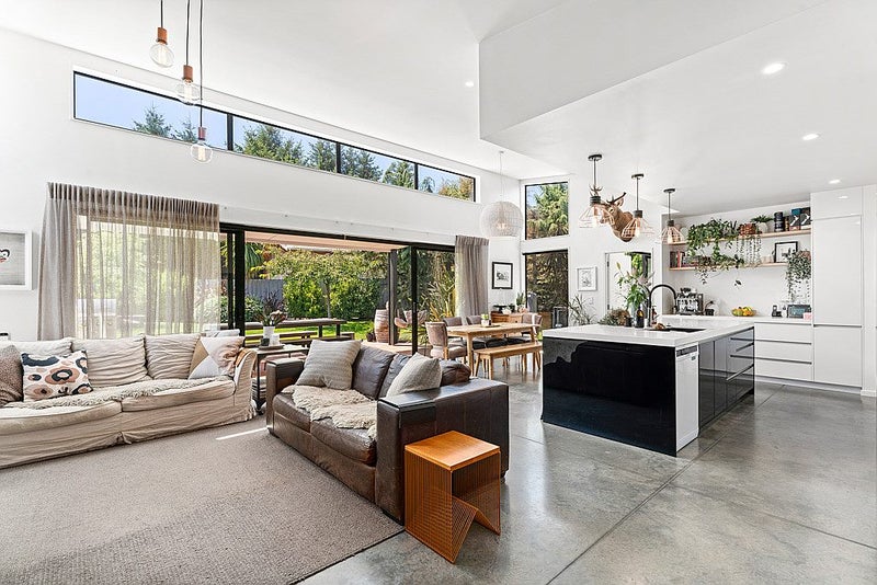 21 Hewson Crescent, Wanaka - Carousel 1