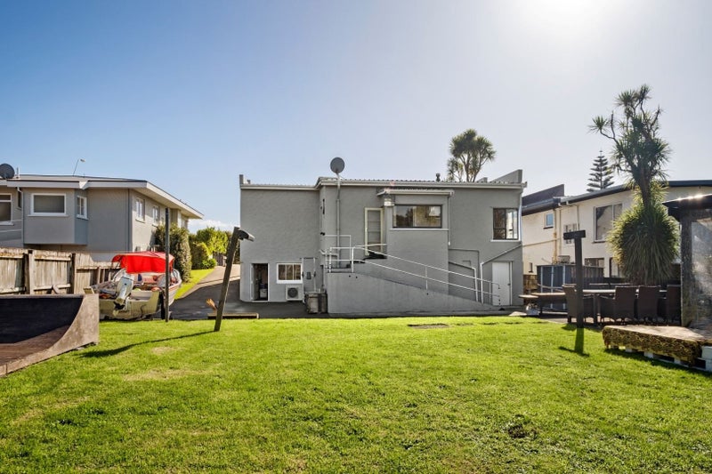 67 South Road, Blagdon, New Plymouth - Carousel 20