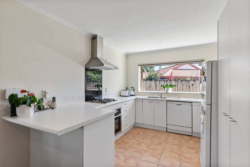 9 Regalwood Place, Favona, Auckland - Carousel 2