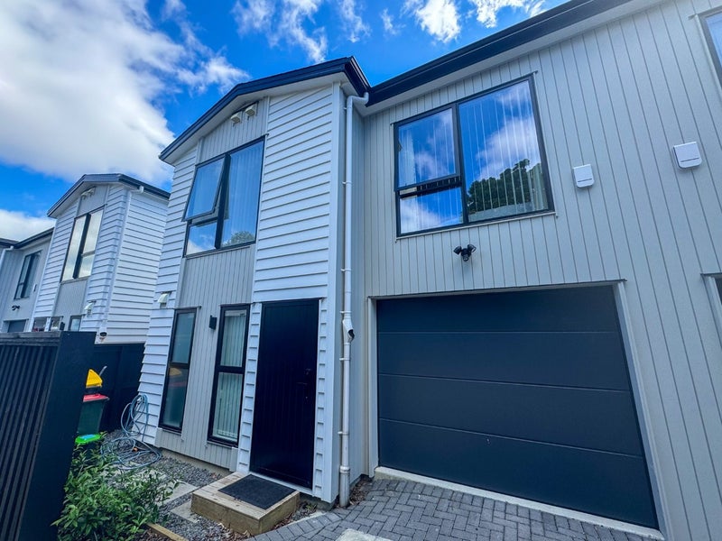 9C Sari Place, Massey, Auckland - Carousel 19