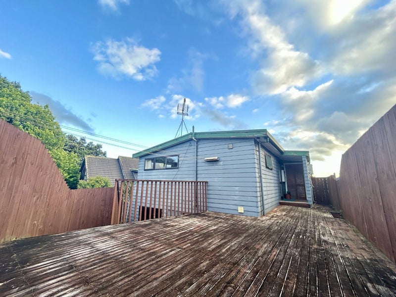 42B Evans Road, Weymouth, Auckland - Carousel 2