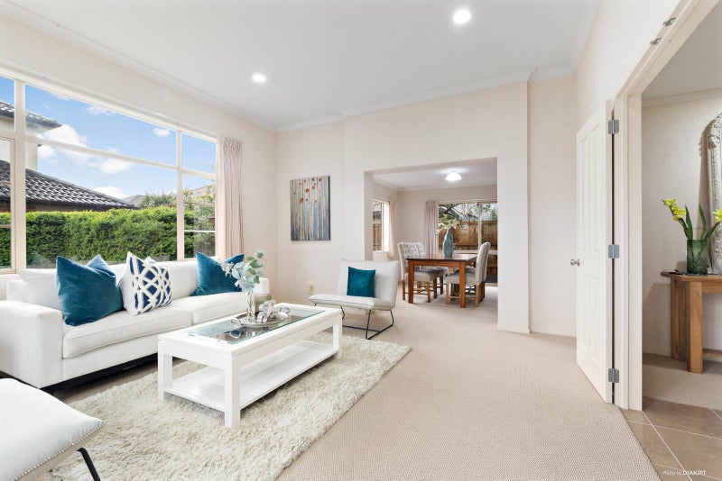 20 Thornbury Crescent, East Tamaki Heights, Auckland - Carousel 2