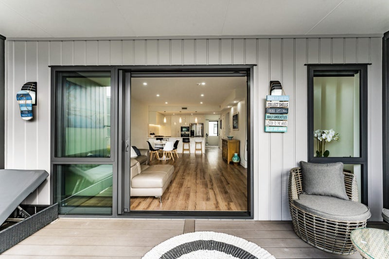 72 Te Oneroa Way, Long Bay, Auckland - Carousel 1