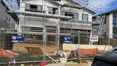 75 Charntay Avenue, Clover Park, Auckland - Carousel 1