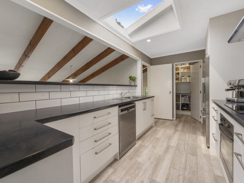 85 Hyde Avenue, Richmond Heights, Taupo - Carousel 1