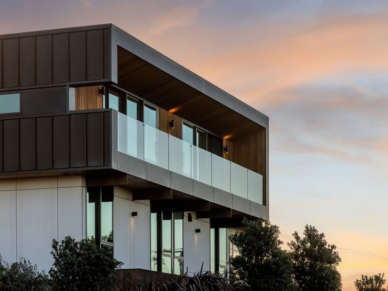 320 Marine Parade, New Brighton, Christchurch - Carousel 1