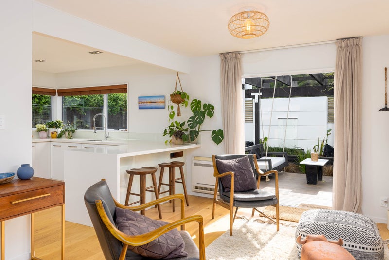 2/16 Wakatu Avenue, Moncks Bay, Christchurch - Carousel 2