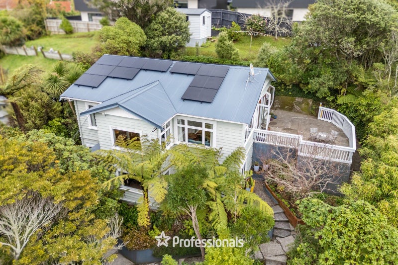 23 Cornford Street, Karori, Wellington - Carousel 1