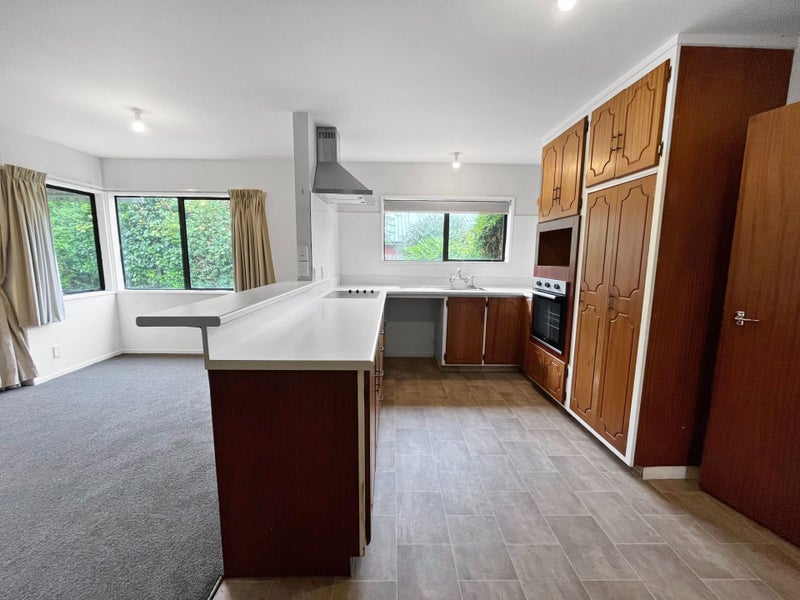 40 Sayers Crescent, Ilam, Christchurch - Carousel 2