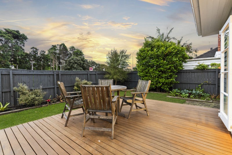 251 Main Highway, Ellerslie, Auckland - Carousel 2