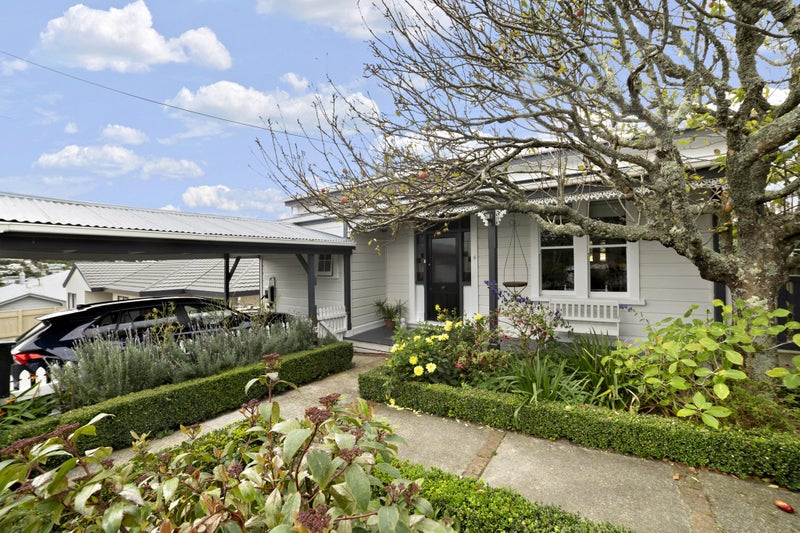 33 Burgess Road, Johnsonville, Wellington - Carousel 1