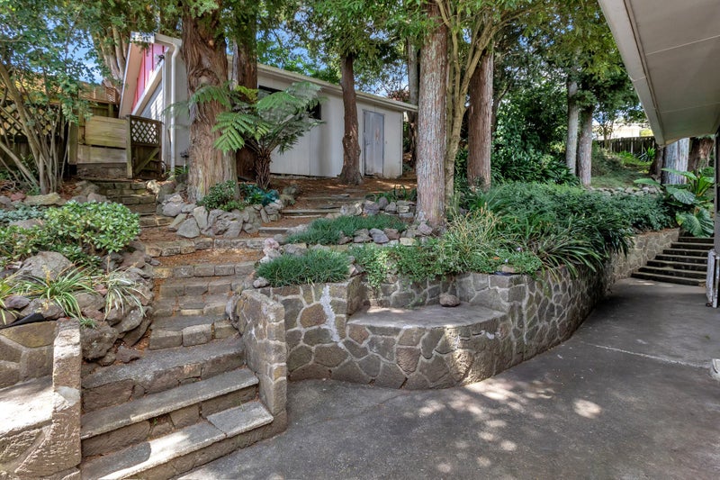 11 Logan Place, Kamo, Whangarei - Carousel 2