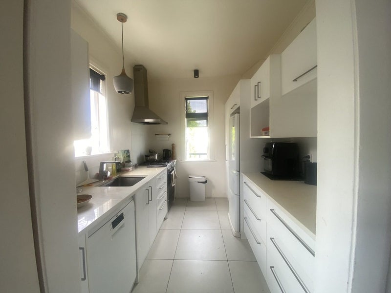 17 Rotherham Terrace, Miramar, Wellington - Carousel 2