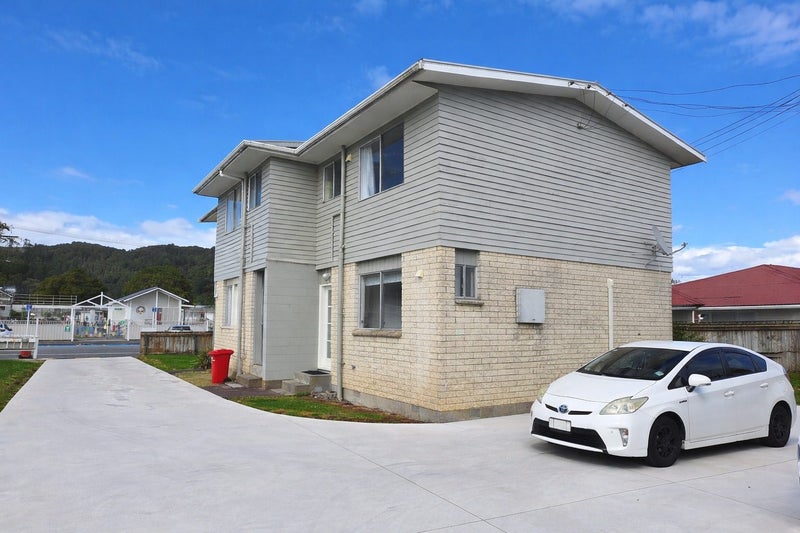 3/62 Martin Street, Wallaceville, Upper Hutt - Carousel 1
