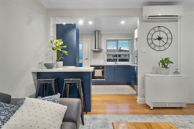 2/358 Worcester Street, Linwood, Christchurch - Carousel 1