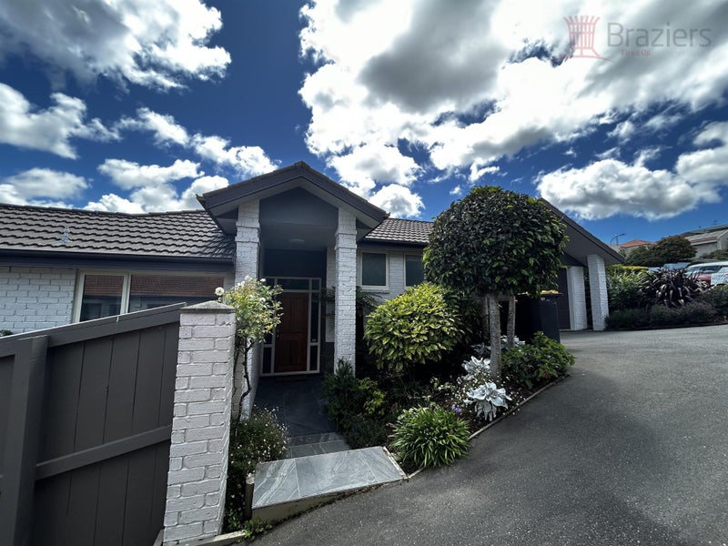 20 Ennerdale Row, Westmorland, Christchurch - Carousel 2
