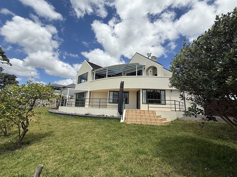212 Whitford Road, Shamrock Park, Auckland - Carousel 2