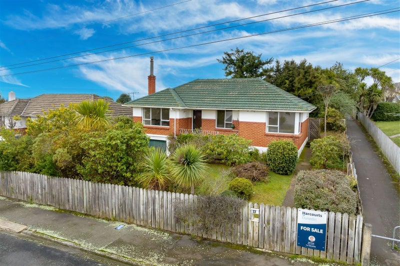 13 Barton Street, Brockville, Dunedin - Carousel 21