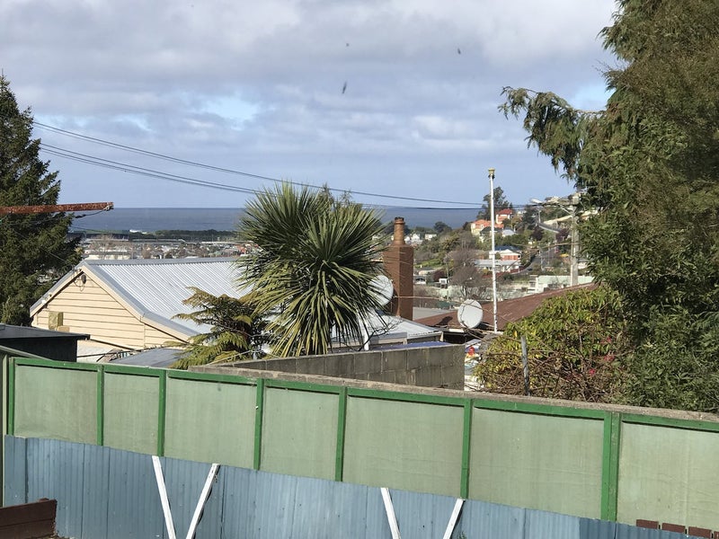 42 Sydney Street, Caversham, Dunedin - Carousel 2