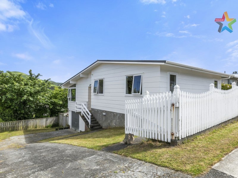 143 Major Drive, Kelson, Lower Hutt - Carousel 1