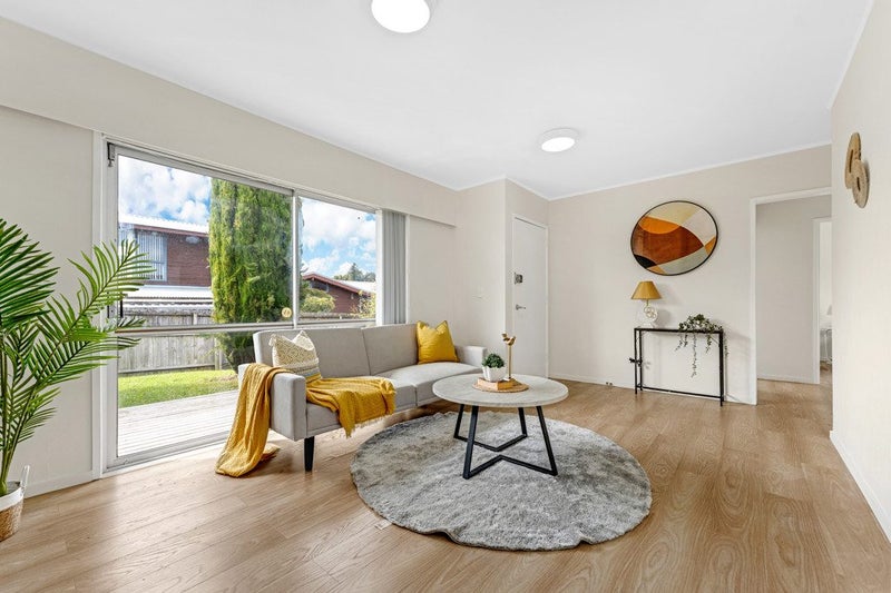 5/28 Waimai Avenue, Weymouth, Auckland - Carousel 2