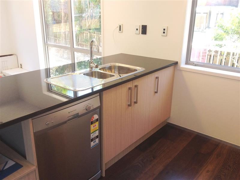 11 Tanoa Place, Glendene, Auckland - Carousel 1