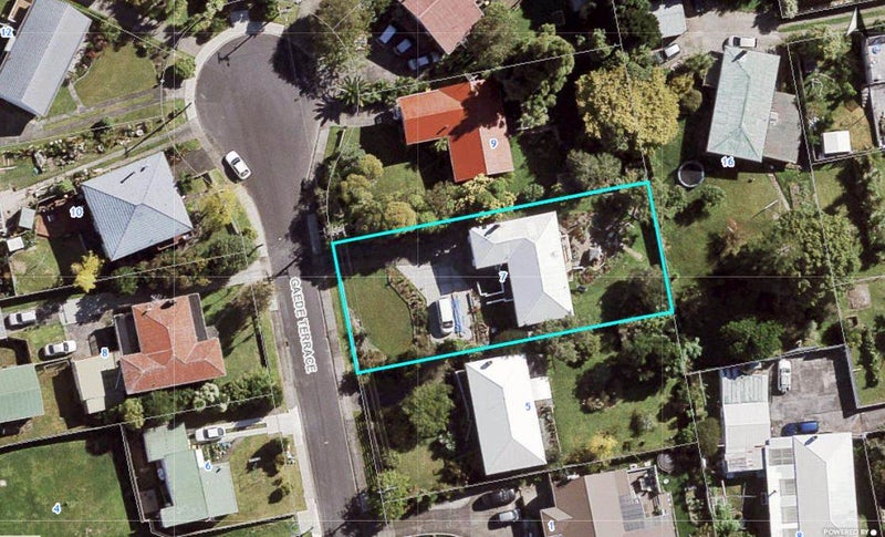 7 Gaede Terrace, Sunnyvale, Auckland - Carousel 1