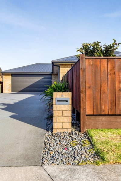 16 Keene Drive, Bell Block, New Plymouth - Carousel 31