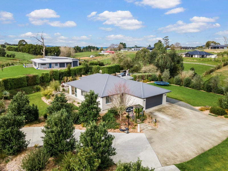 2 Pams Way, Pokeno - Carousel 1