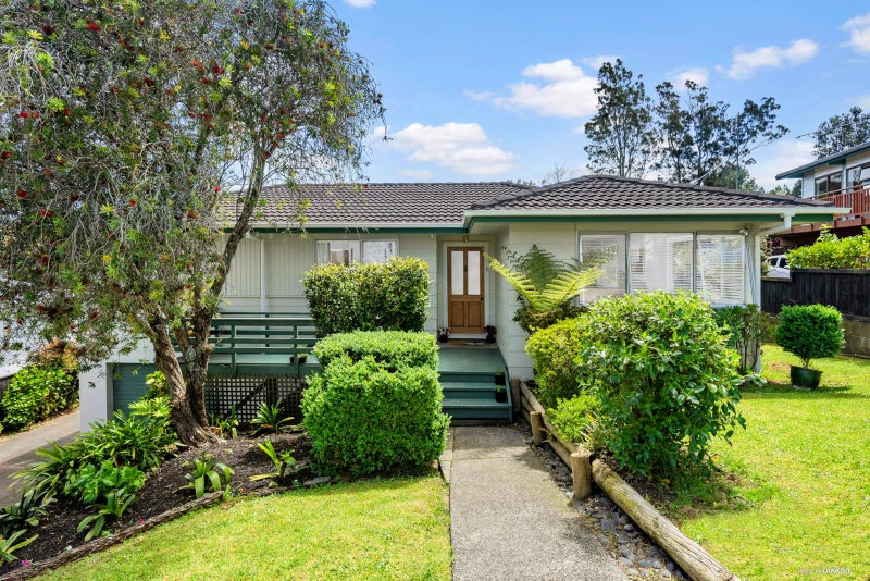 94 Weatherly Road, Torbay, Auckland - Carousel 1