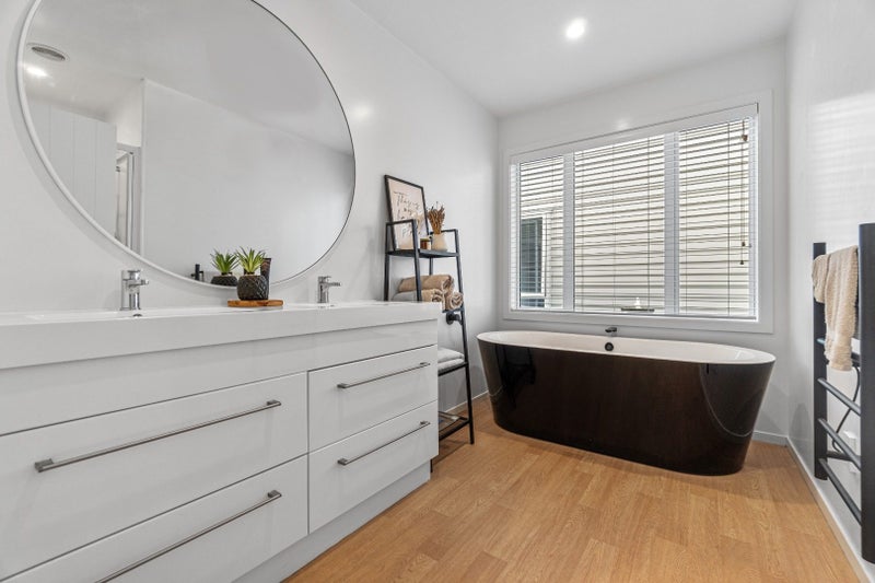 10/19 Ruakiwi Road, Hamilton Lake, Hamilton - Carousel 16