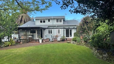 18 Richardson Road, Mount Albert, Auckland - Carousel 1