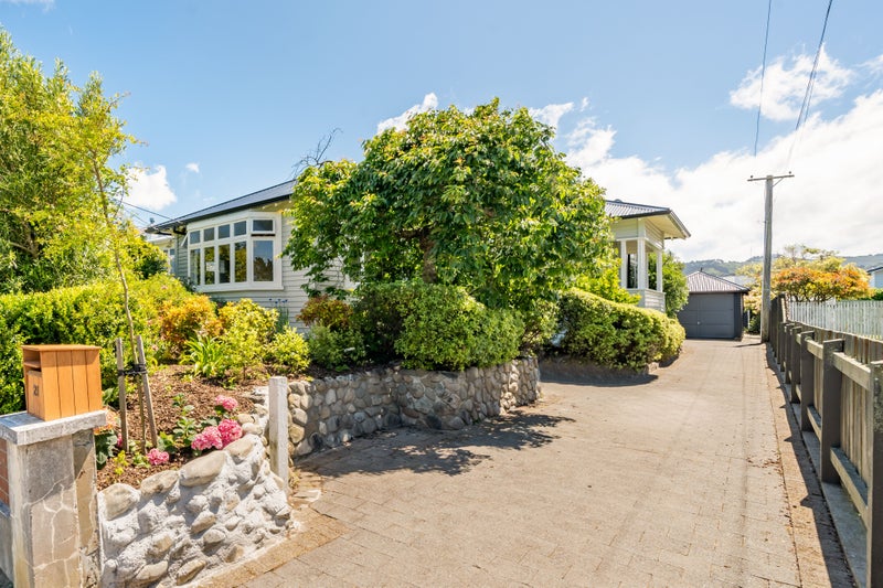 21 Tennyson Street, Petone, Lower Hutt - Carousel 2