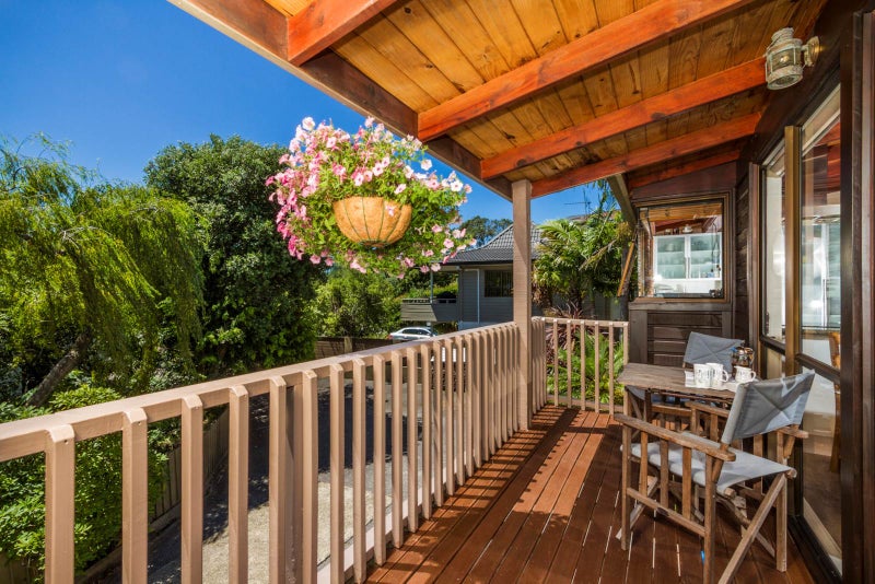 2/30 Ramsgate Terrace, Mairangi Bay, Auckland - Carousel 2