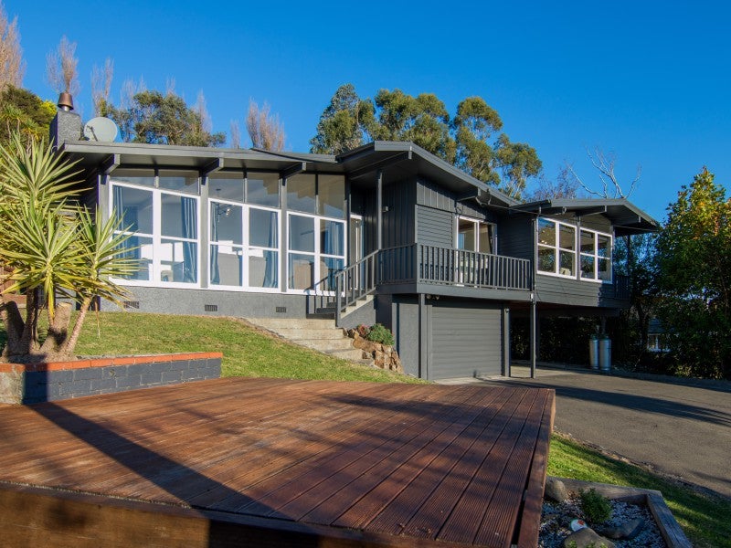 471 Aokautere Drive, Palmerston North - Carousel 1